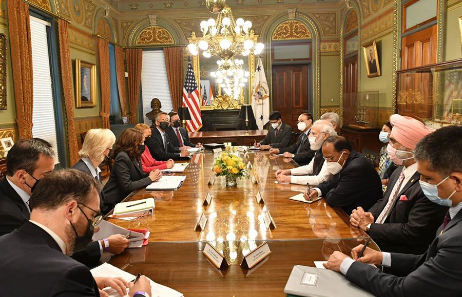 20210924-narendra-modi-kamala-harris-meeting-with-officials Narendra Modi meeting with Kamala Harris
